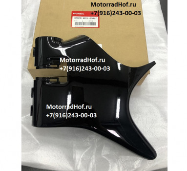 Пластик подрулевой левый Honda VT600C оригинал (арт. 63600MR1000ZC), аналог 63600-MZ8-000ZA, 63600-MZ8-H00, 63600-MZ8-K00, 63600-MZ8-L80, 63600MZ8000ZA, 63600MZ8H00, 63600MZ8K00, 63600MZ8L80