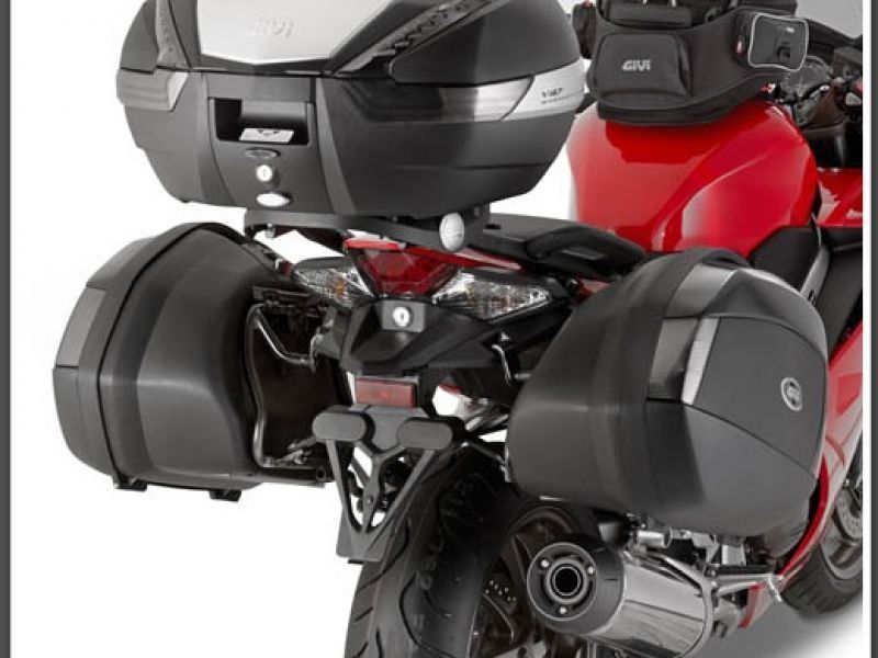 GIVI 1132FZ Крепеж центрального кофра Honda VFR800F 2014- гг оригинал (арт. 322-1132FZ)