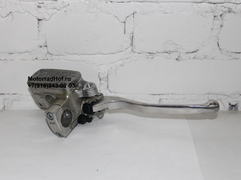 Главный тормозной цилиндр (тормозная машинка) в сборе 25мм Honda VT600 VT750 (арт. 45510MBA951Б/У)