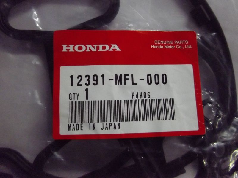 Прокладка клапанной крышки Honda CBR1000RR оригинал (арт. 12391MFL000)