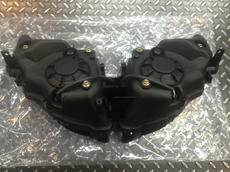 Фара Honda CBR1000RR 12-16 не оригинал (арт. 33102MGPD02He)