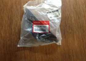 Пластик стоп сигнала Honda оригинал (арт. 33715-MEE-000)