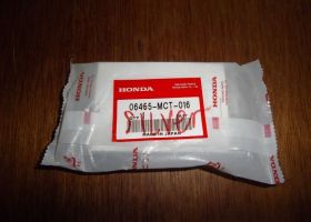 Передние колодки Honda оригинал, комплект (арт. 06455MCT016), аналог 06455-MCT-692, 06455-MCT-006, 06455-MCT-026, 06455MCT692, 06455MCT006, 06455MCT026
